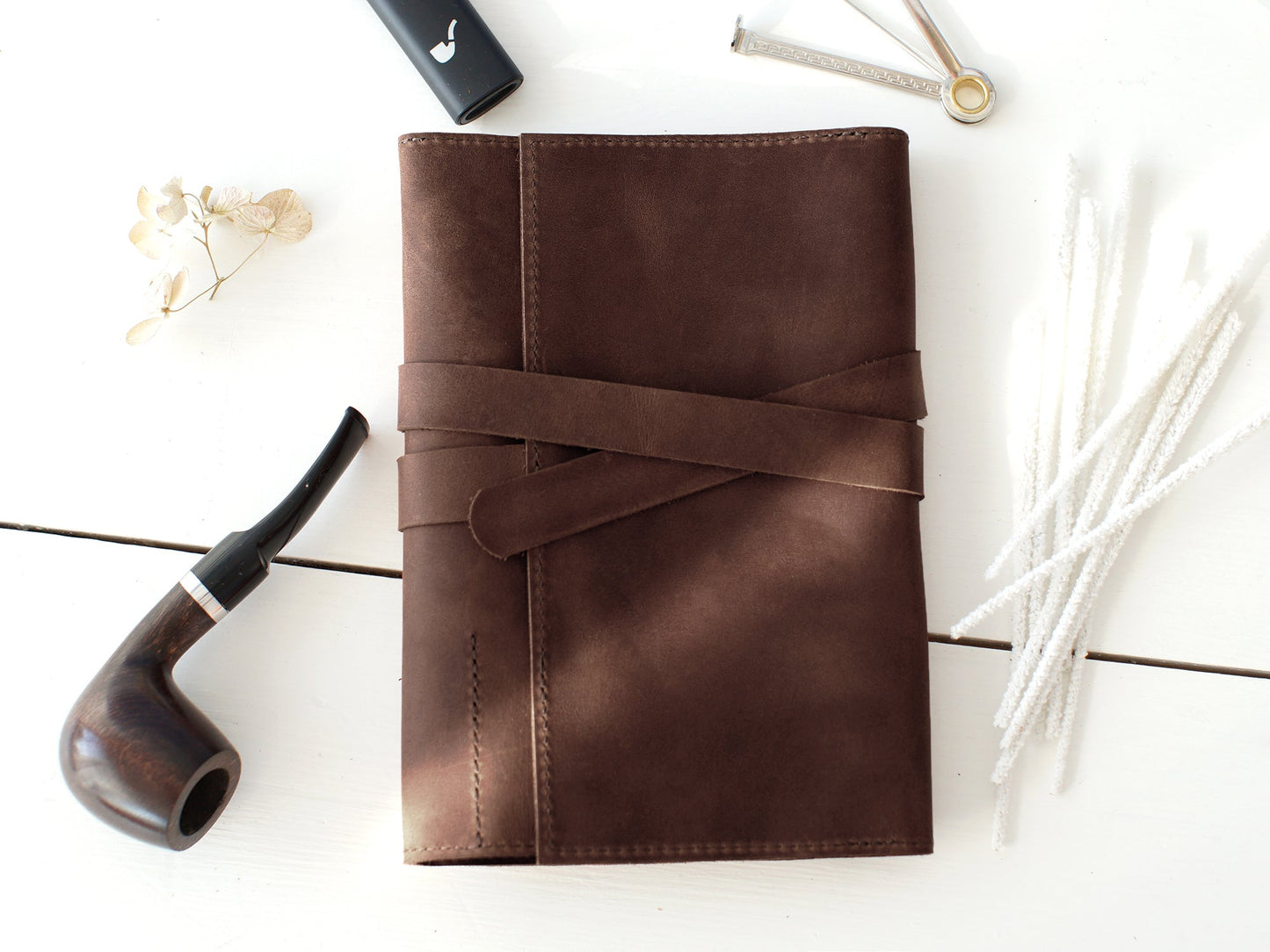 Leather Tobacco Pipe Case with Tray and Pipe Stand, Smoking Pipe Essentials