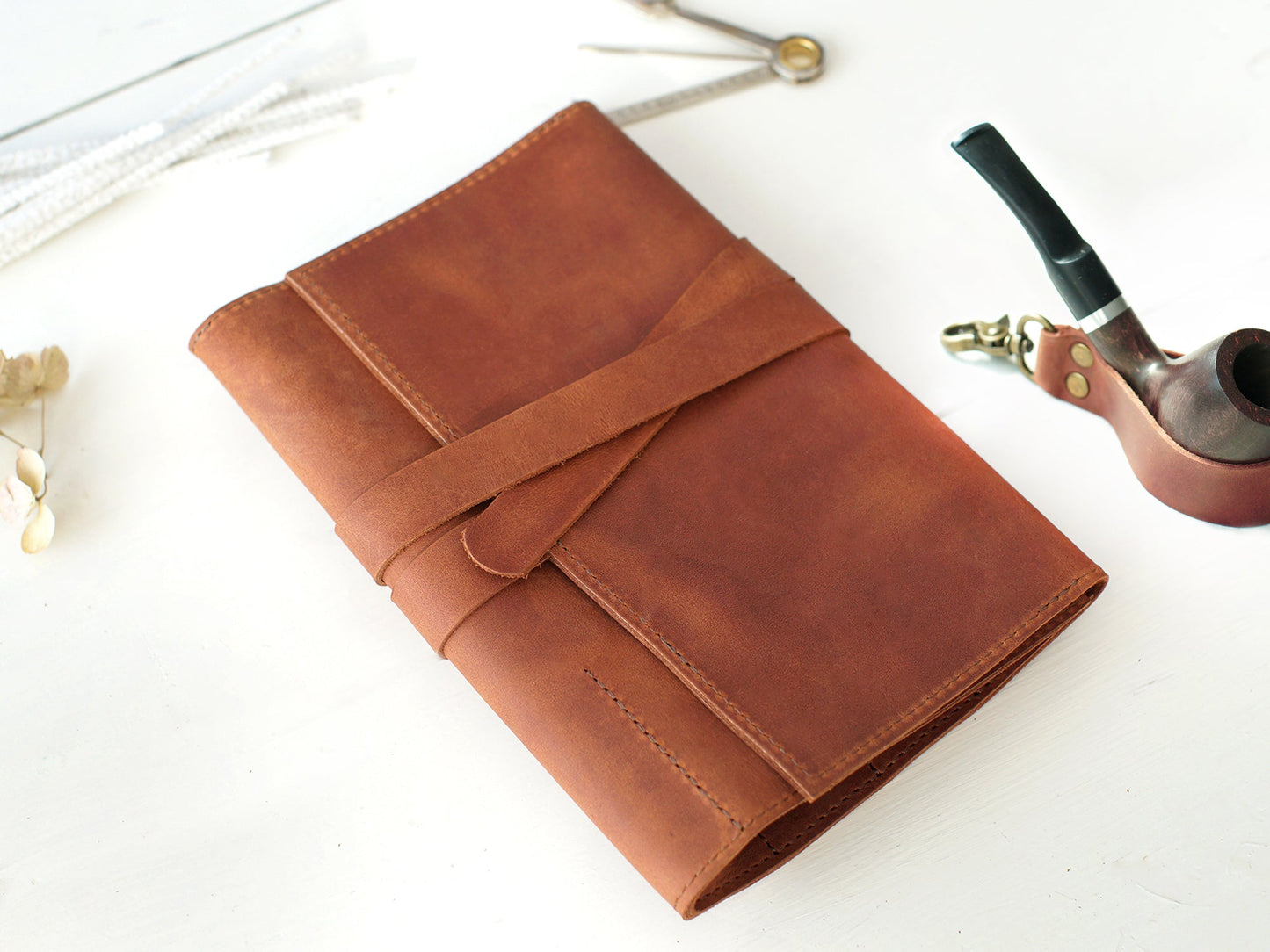 Leather Tobacco Pipe Case with Tray and Pipe Stand, Smoking Pipe Essentials