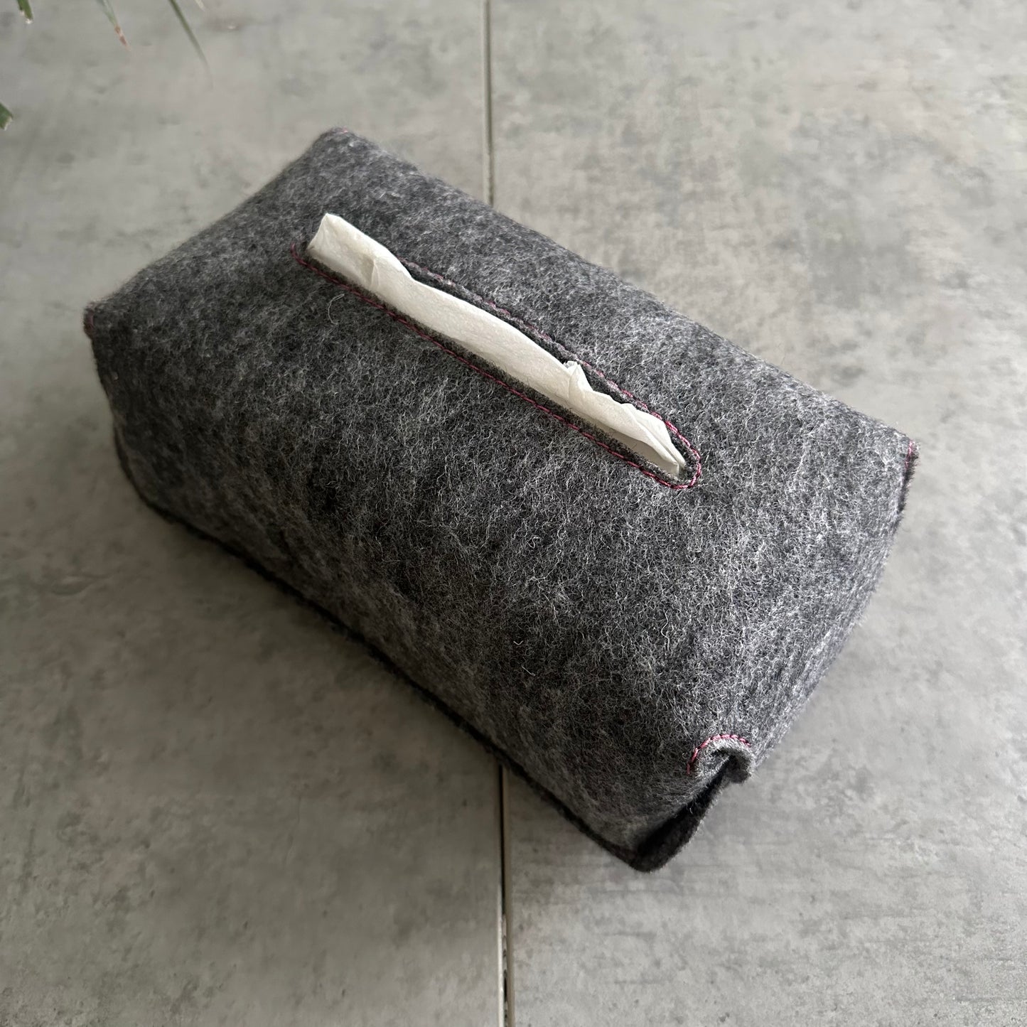 felt tissue holder